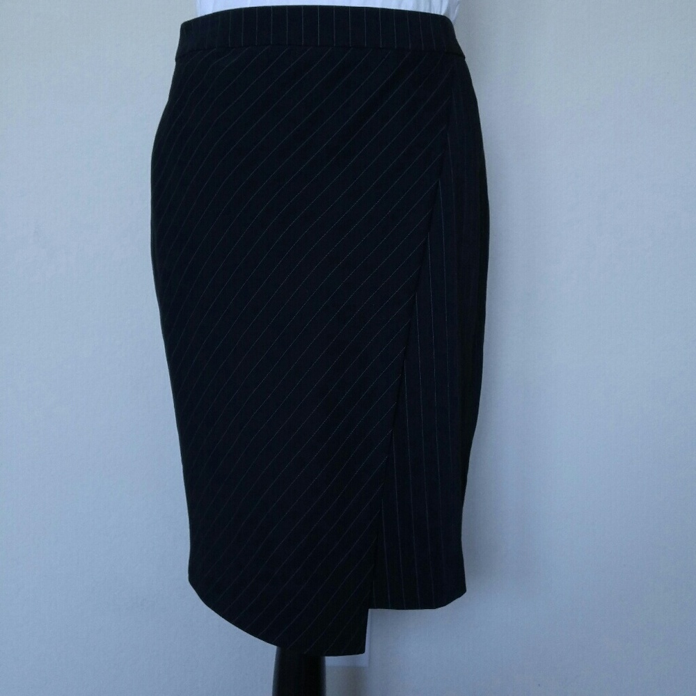 Antonio Melani Black/ Ivory Asymetrical Skirt.